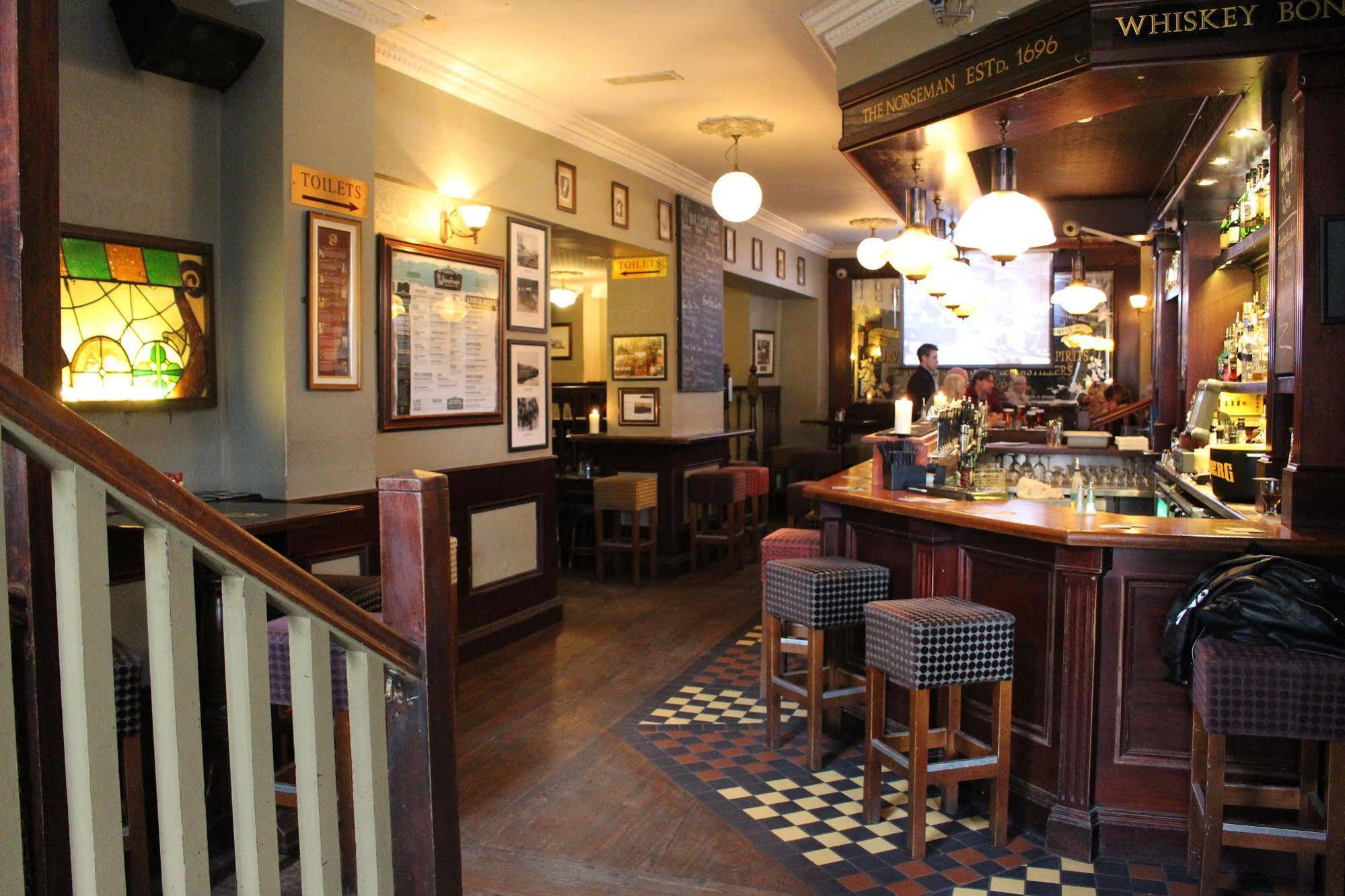 The Norseman Temple Bar Hotell Dublin Exteriör bild